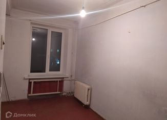 Продается 3-ком. квартира, 68 м2, Волгоградская область, проспект Металлургов, 1