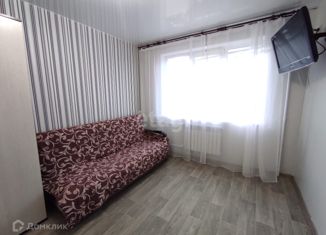 Сдается в аренду 1-комнатная квартира, 18 м2, Владивосток, улица Надибаидзе, 28