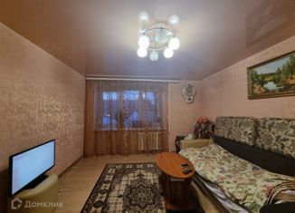 Продается трехкомнатная квартира, 61 м2, Ярославль, улица Елены Колесовой, 60