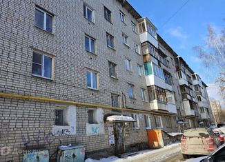 Двухкомнатная квартира на продажу, 41 м2, Свердловская область, улица Народного Фронта, 85к1