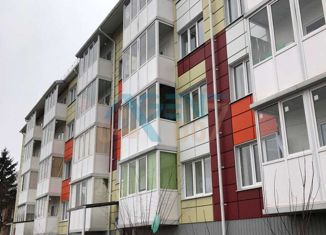 Продаю 1-комнатную квартиру, 33.2 м2, Шебекино, Кооперативная улица, 4