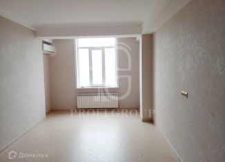 Продаю 2-ком. квартиру, 70 м2, посёлок городского типа Семендер, Кумухская улица, 46