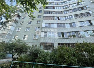 Продается 3-комнатная квартира, 64 м2, Омская область, улица 70 лет Октября, 14/2