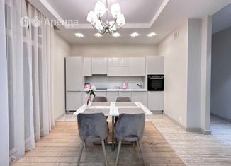 Сдача в аренду 3-ком. квартиры, 110 м2, Москва, улица Лётчика Бабушкина, 17к3, метро Бабушкинская