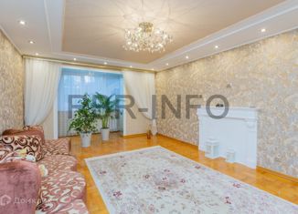 Продам трехкомнатную квартиру, 119.6 м2, Ставрополь, переулок Менделеева, 4