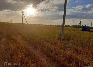 Продается земельный участок, 8 сот., село Новоалександровка, Центральная улица