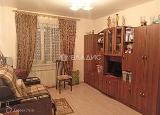 Продаю 1-ком. квартиру, 32.1 м2, посёлок Шушары, Новгородский проспект, 2к3