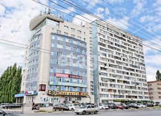 Продаю 2-ком. квартиру, 49.6 м2, Воронеж, Ленинский проспект, 43