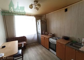 Продается двухкомнатная квартира, 47.4 м2, Смоленск, улица Маршала Соколовского, 14