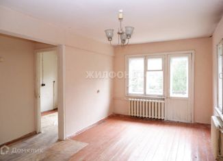 Продам 1-ком. квартиру, 31.5 м2, Новосибирск, улица Героев Труда, 37, улица Героев Труда