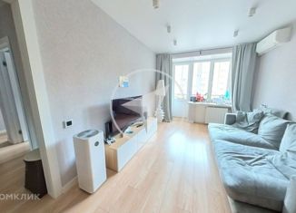 Трехкомнатная квартира на продажу, 53.6 м2, Москва, Каширское шоссе, 4к1, метро Нагорная