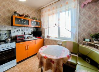 Продается 2-ком. квартира, 53 м2, Ярославль, Яковлевская улица, 16, Заволжский район