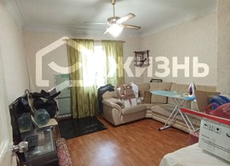 Продается 3-комнатная квартира, 60 м2, Екатеринбург, Коуровская улица, 12