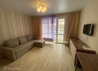 Сдается в аренду однокомнатная квартира, 27 м2, Владивосток, улица Майора Филипова, 11к2, Советский район