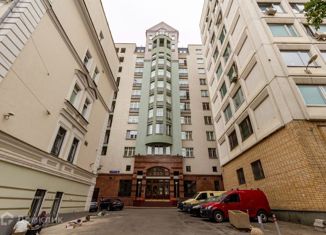 Сдается четырехкомнатная квартира, 177 м2, Москва, 3-й Самотёчный переулок, 11к2, метро Достоевская
