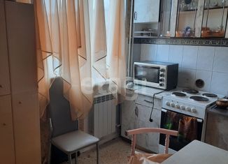 3-ком. квартира в аренду, 58 м2, Нефтеюганск, 13-й микрорайон, 32