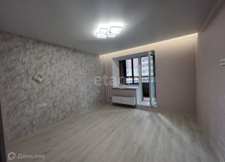 Продаю 2-ком. квартиру, 55.3 м2, Казань, улица Зур Урам, 1Кк4, ЖК МЧС