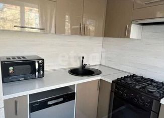 Продается трехкомнатная квартира, 60 м2, Ростов-на-Дону, улица Борко, 10/1, Ворошиловский район