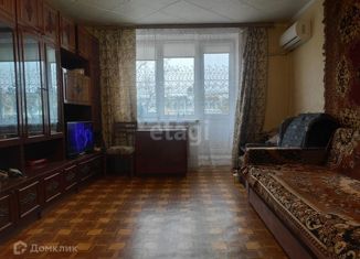 Продается 2-ком. квартира, 55.8 м2, посёлок городского типа Аграрное, Спортивная улица, 10