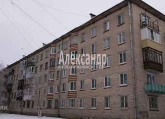 Продам 3-ком. квартиру, 56 м2, посёлок Стрельна, улица Гоголя, 6