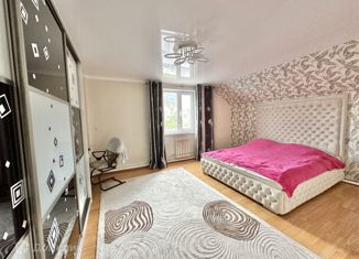 Аренда дома, 200 м2, Горно-Алтайск, улица Знаменского