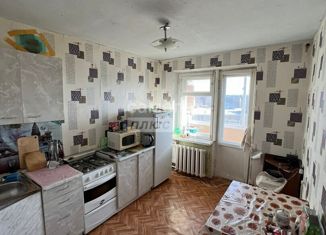 Двухкомнатная квартира на продажу, 50 м2, Ставрополь, улица Ленина, 120А, микрорайон № 6