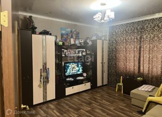 Продам двухкомнатную квартиру, 63.2 м2, Тарко-Сале, улица Геологов, 7к4