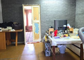 Продаю 3-комнатную квартиру, 48 м2, поселок Красный Восток, Советская улица, 20