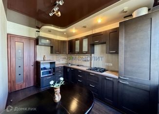 Продается 3-ком. квартира, 65.7 м2, Нижний Новгород, улица Сергея Акимова, 22, микрорайон Мещерское Озеро-3