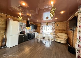 Продам дом, 202.3 м2, Новодвинск, Двинская улица, 23