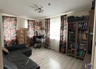 Продается 2-комнатная квартира, 51 м2, городской посёлок Рощино, Социалистическая улица, 11