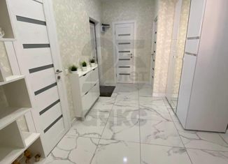 Продается трехкомнатная квартира, 86 м2, Краснодар, улица Гидростроителей, 63, улица Гидростроителей