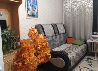 3-комнатная квартира на продажу, 76.2 м2, Дегтярск, улица Калинина, 11