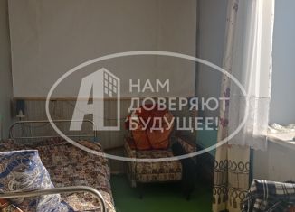 Продажа 4-комнатной квартиры, 61.4 м2, Горнозаводск, улица Гипроцемента, 38