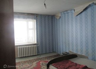 Продается 2-ком. квартира, 45.7 м2, поселок городского типа Степное, улица Димитрова, 39