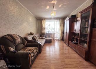 Продажа 2-ком. квартиры, 50 м2, Березники, улица Пятилетки, 107