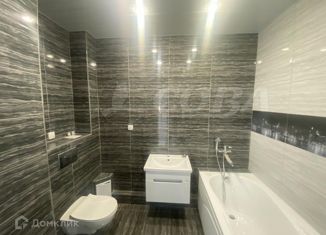 Продается 1-комнатная квартира, 40.5 м2, Тюмень, Алматинская улица, 4, ЖК Звёздный