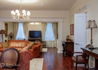 Продаю дом, 550 м2, деревня Жуковка