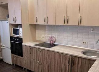 Сдается в аренду 2-комнатная квартира, 64.7 м2, Краснодар, улица Архитектора Ишунина, 7/1к2, микрорайон Солнечный