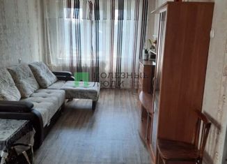 Продам 3-ком. квартиру, 66.9 м2, Тобольск, 7-й микрорайон, 3