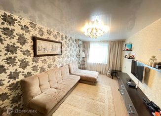 Продажа трехкомнатной квартиры, 60 м2, Татарстан, проспект Раиса Беляева, 46