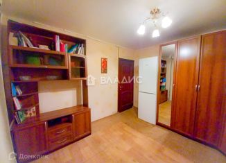 Продается 2-комнатная квартира, 40 м2, Москва, улица Академика Виноградова, 4к2, метро Тропарёво