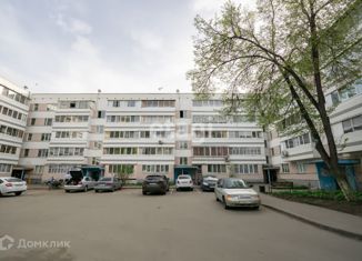 Продаю комнату, 12 м2, Набережные Челны, улица Шамиля Усманова, 12