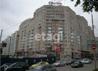 Продам квартиру студию, 16 м2, Екатеринбург, улица Радищева, 33, улица Радищева