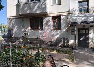 Продается 2-комнатная квартира, 43.8 м2, Севастополь, улица Авиаторов, 25