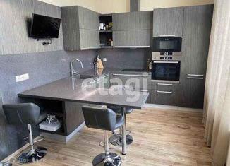 Продаю 2-ком. квартиру, 73 м2, Москва, Верейская улица, 29с151, Верейская улица