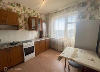 Продам однокомнатную квартиру, 38 м2, Старый Оскол, микрорайон Макаренко, 12