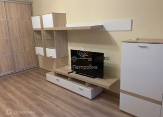 Сдам в аренду 1-ком. квартиру, 40 м2, Москва, улица Атласова, 5