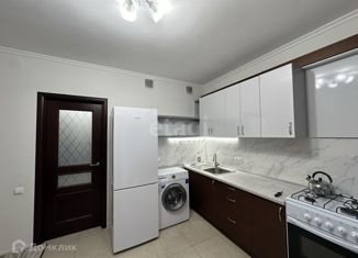 Однокомнатная квартира в аренду, 46 м2, Крым, проспект Александра Суворова, 3