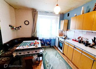 Продаю 5-комнатную квартиру, 95 м2, Калужская область, улица Гагарина, 13
